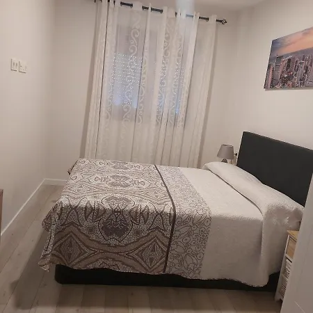 Valle-niza: Beachfront Retreat In Velez-malaga Apartment Malaga