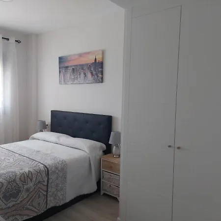 Valle-niza: Beachfront Retreat In Velez-malaga Apartment *