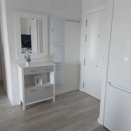 Apartment En Valle-niza, Almayate, Benajarafe, Torre Del Mar A 50 Metros De La Playa *
